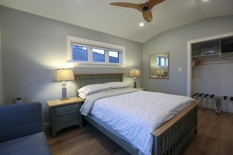 Bedroom 4, Vancouver Traveller B&B, Greater Vancouver