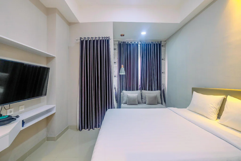 Bedroom 3, Homey and Warm Studio Oasis Cikarang By Travelio, Cikarang