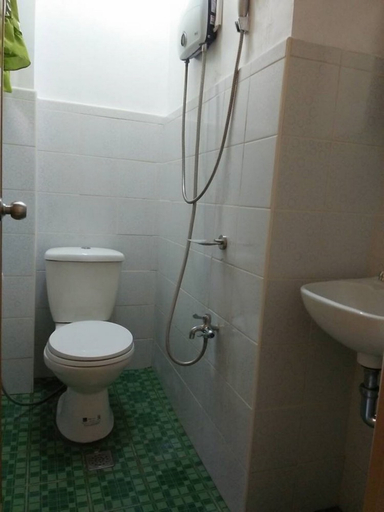 Bathroom 2, DDD Habitat Tuguegarao, Tuguegarao City