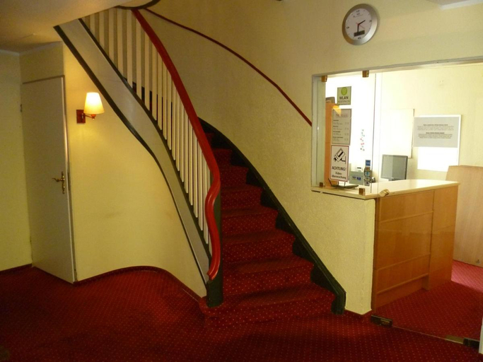 Others 2, Domo Hotel Mondial, Düsseldorf