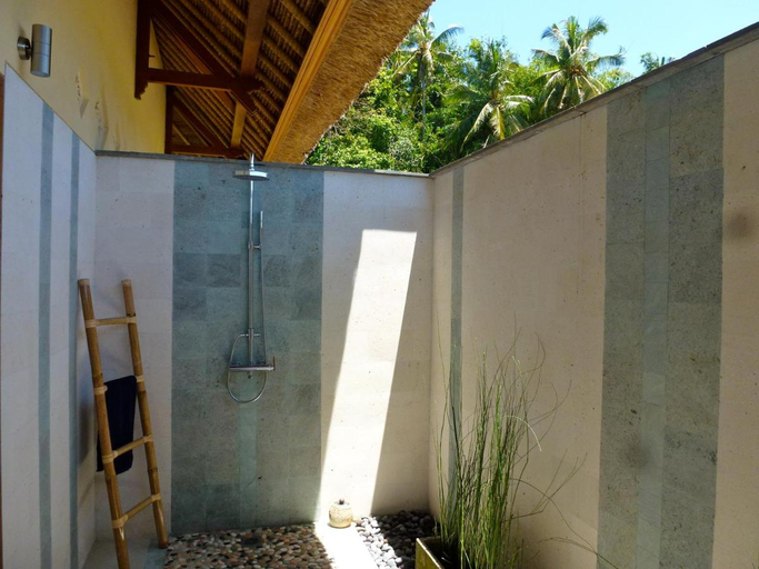 Others 4, Two Smiling Buddhas, Karangasem