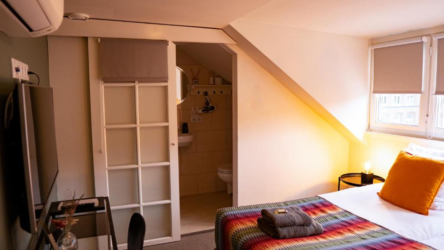 Bedroom 4, B&B Willem II, Roermond