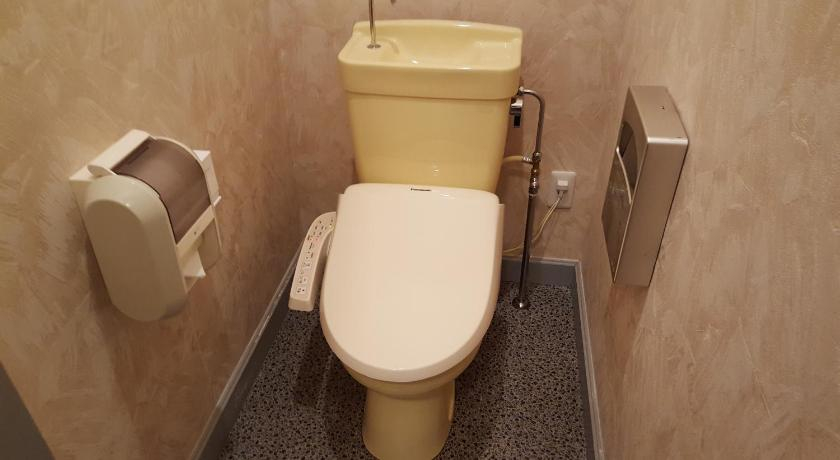 Bathroom 2, Hotel Elegance (Love Hotel), Karatsu