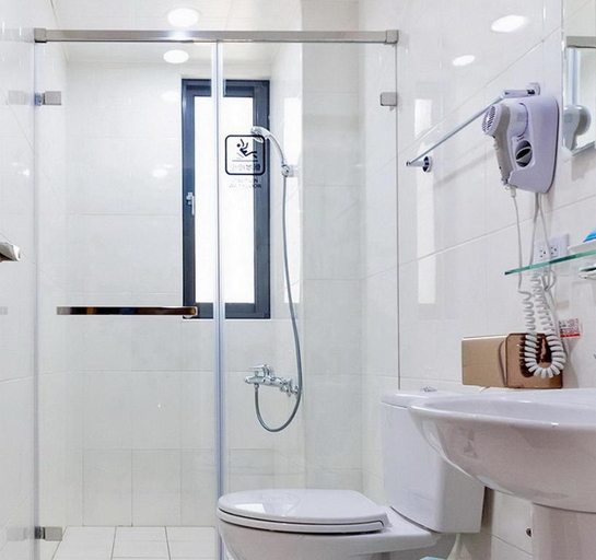 Bathroom, Art Ocean B&B, Tainan