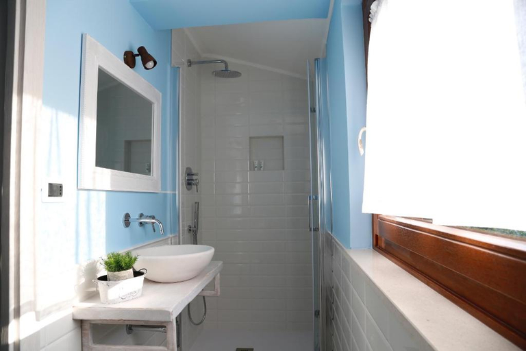 Bathroom, B&B Greenmind, Trieste