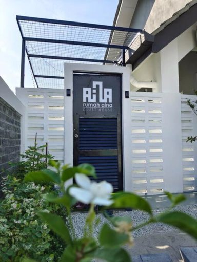 Exterior & Views, RUMAH AINA Homestay Bukit Changgang Private Pool, Kuala Langat