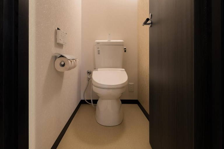 Bathroom 5, KINGYO - DOYANEN HOTELS, Osaka