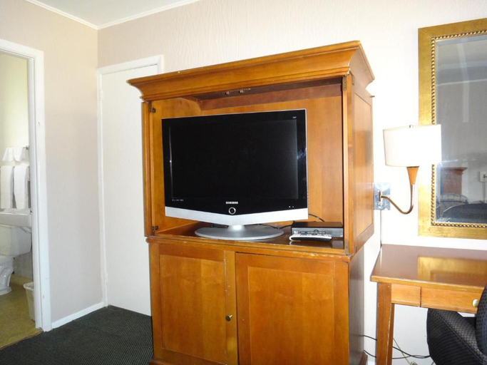 Others 5, Budget Motor Inn- Mahopac, Putnam
