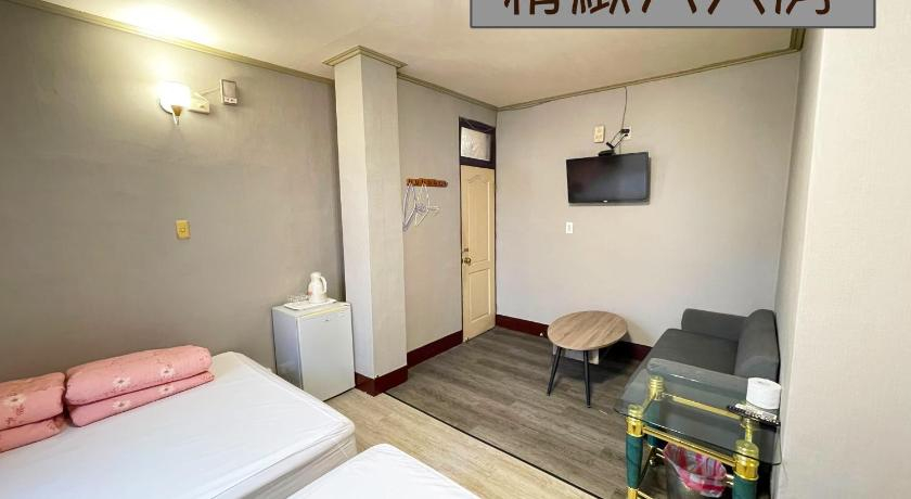 Bedroom 2, Yi Mei Hotel, New Taipei City