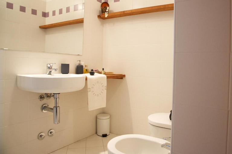 Bathroom 4, Cascina delle Mele, Milano