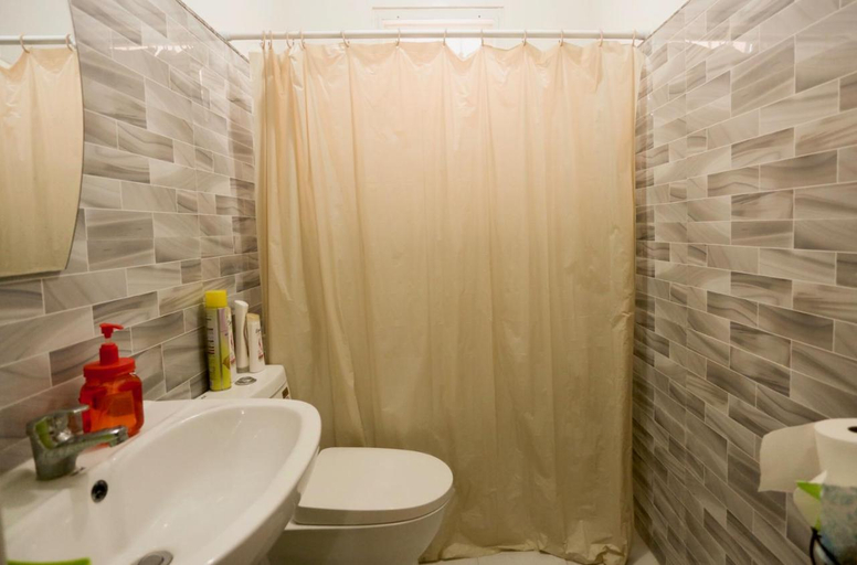 Bathroom 3, Gregorio Homes, Bauang