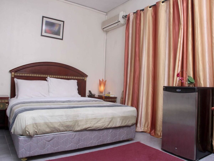 Bedroom, Ed Scob Suites, Surulere