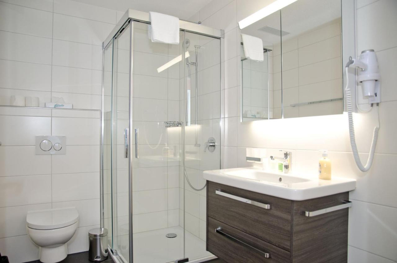 Bathroom 2, Apartment Narzisse - GRIWA RENT AG, Interlaken