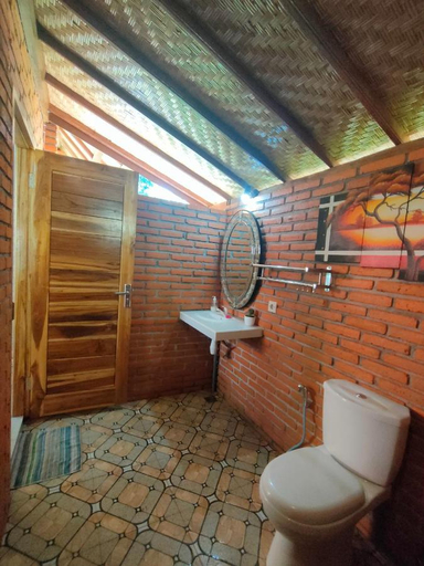 Bathroom, The Lumbung Tejakula, Buleleng