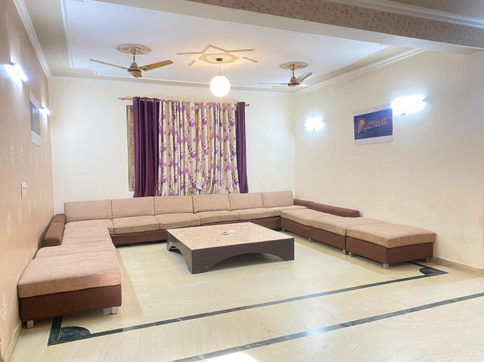 Others, GoBravo-3BHK Near Airport & Cyber Hub, Delhi