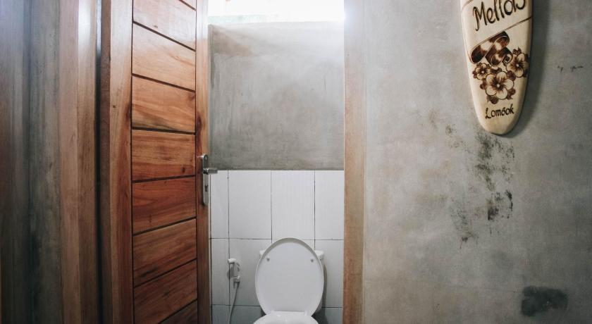 Bathroom 2, Mellow Hostel, Lombok