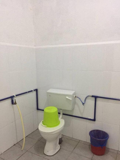 Bathroom, Bunga Raya Guest House BALING, Baling