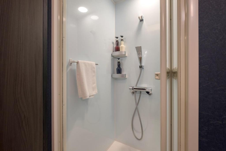 Bathroom 5, KINGYO - DOYANEN HOTELS, Osaka