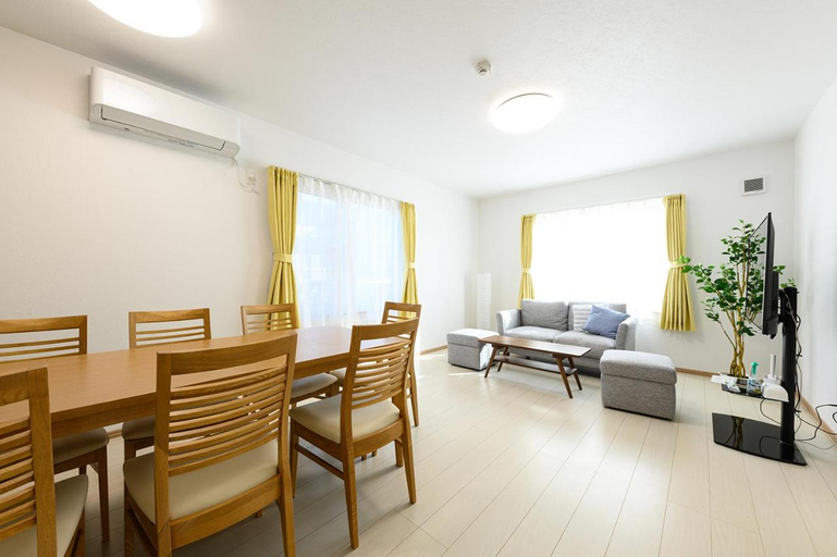 Bedroom 4, Sakura 93, Sapporo