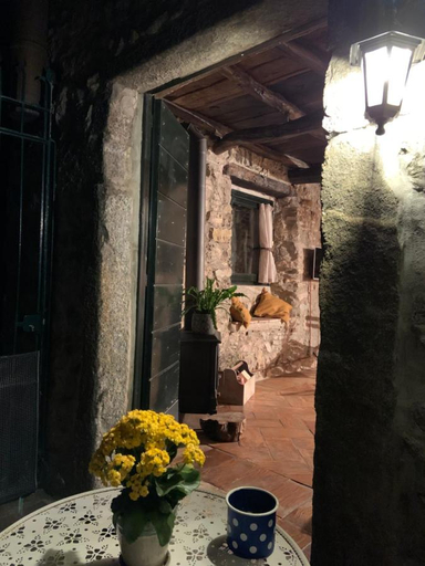 Others 4, Il Mulino di Valeria, Como