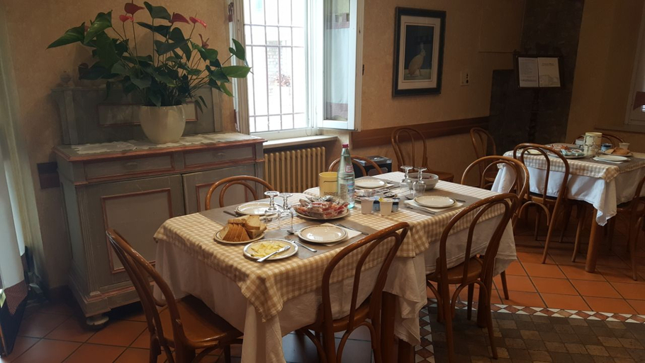 Food & Drinks 5, Trattoria Milani, Brescia