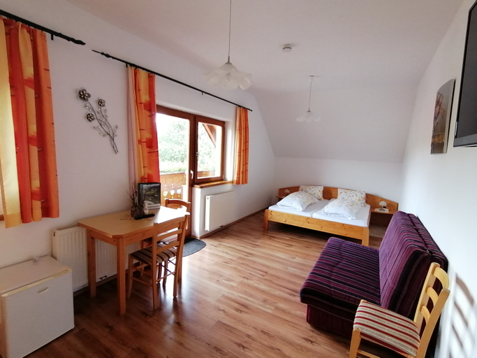 Bedroom 3, Hotel Gasthof Seeblick, Murau