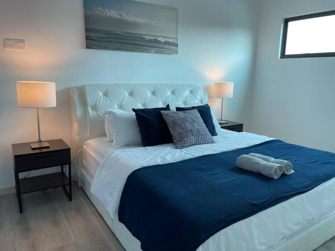 Bedroom 5, Five BEDROOMS RESIDENTIAL HOME WITH FREE WIFI, Sepang