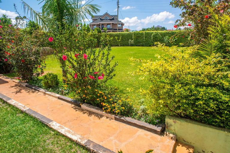 Others 3, Flo Garden Resort, Juja