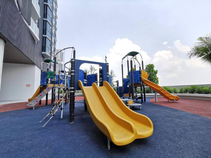 Family & Kids, Almas suites NETFLIX100mbps BySTAY, Johor Bahru