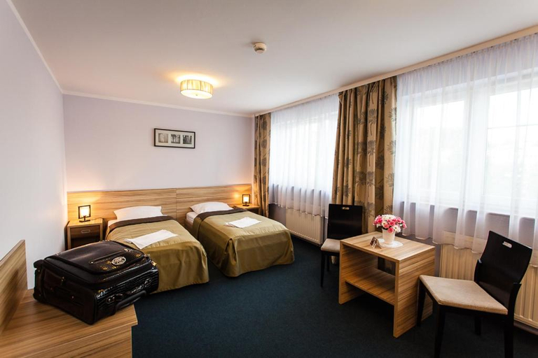Bedroom 4, Hotel Alpex View, Zabrze