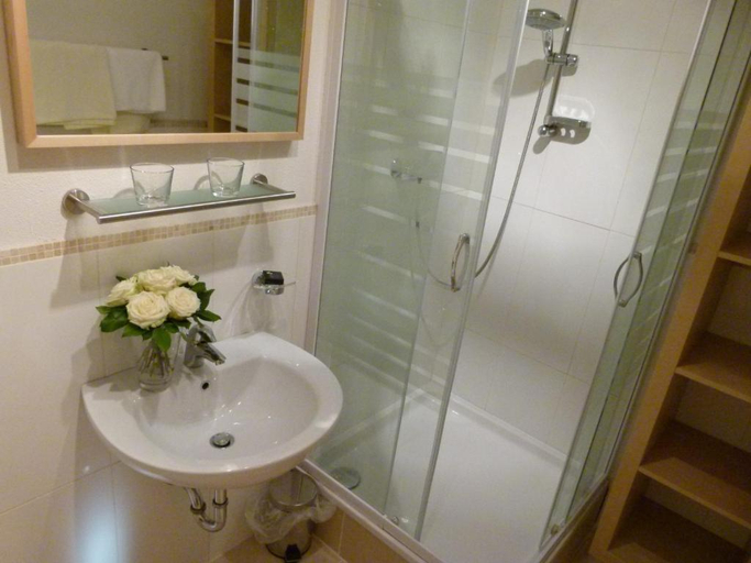 Bathroom 2, Hotel Fischachstubn, Salzburg Umgebung