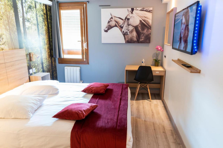 Bedroom 5, Hotel Paris Nord Roissy Bagatelle, Val-d'Oise