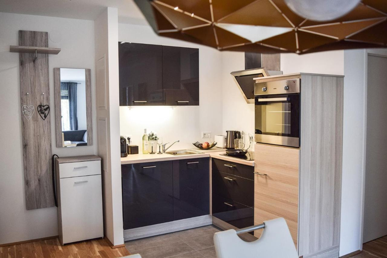 Others 5, Cosy new Apartment 3min to VIC/Uno-City and Danube, Wien
