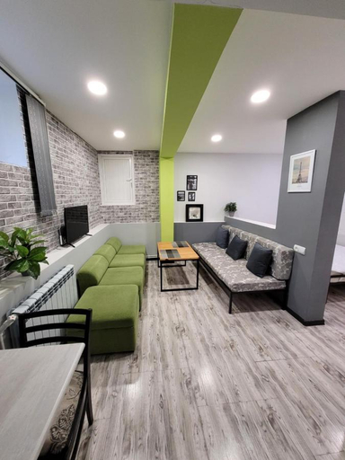 Others 4, Дом 33 возле клиники Астхик, Yerevan