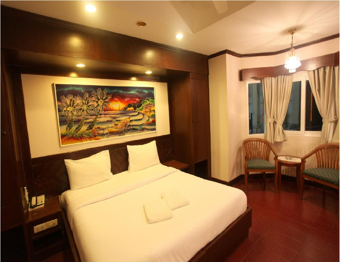 Bedroom 5, Karon Café Inn, Phuket Island