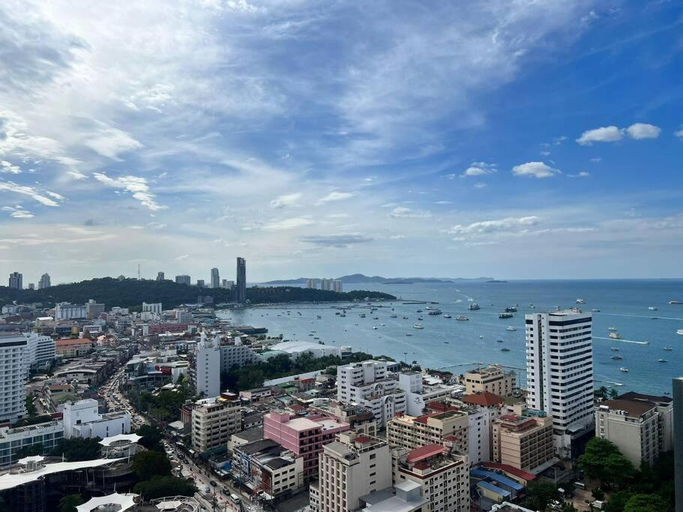 Others 2, Luxury Condo perfect for Romantic Weekend Gateway, Pattaya