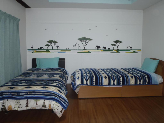 Bedroom 4, Mike's B&B Tokoname, Tokoname