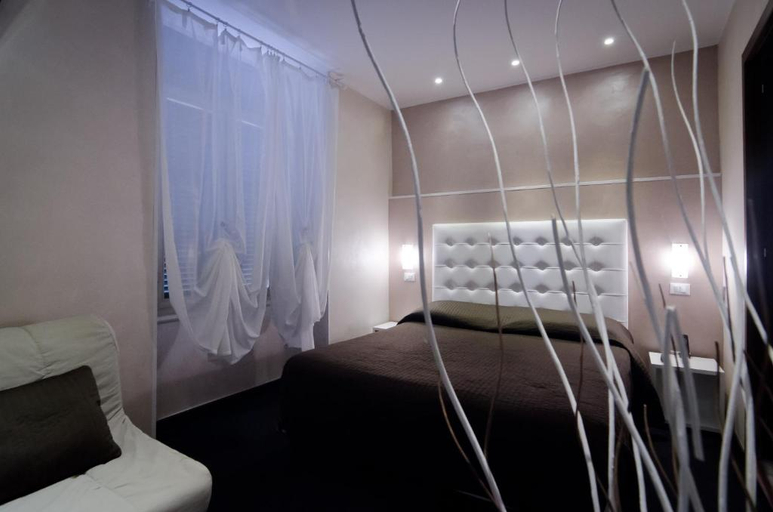 Bedroom 2, Londrino Sanremo, Imperia