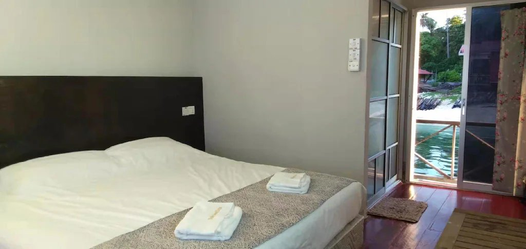 Bedroom 5, Nobor Water Room, S Mabudi Island, Semporna
