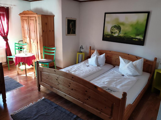 Bedroom 4, Landgasthof zum Bruckenwirt, Starnberg