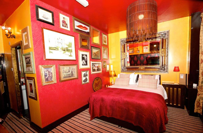 Bedroom 2, Fifteens of Chester, Cheshire West and Chester