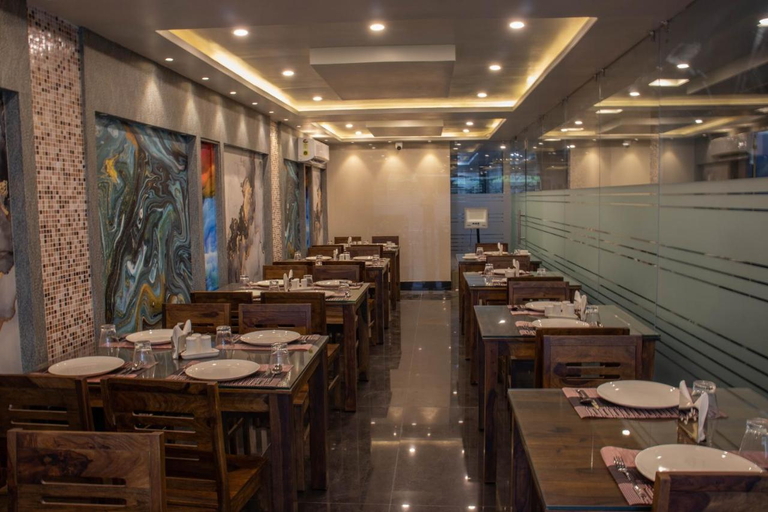Food & Drinks 5, Anandaloke Residency, Kolkata