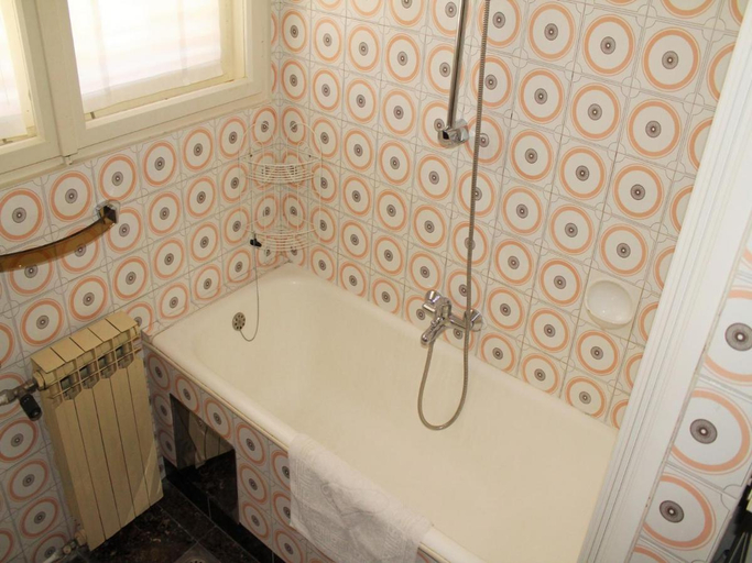 Bathroom, Katija Apartments, Split