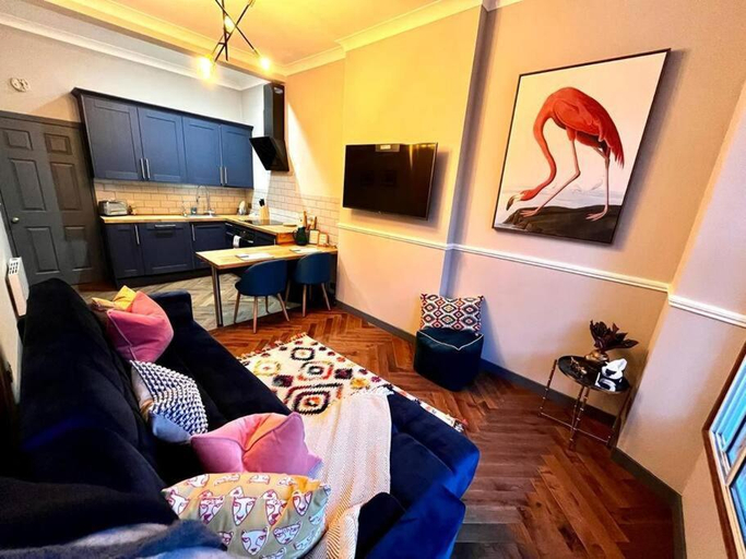 Bedroom 3, Stunning 1 bed Apt in West End, Glasgow