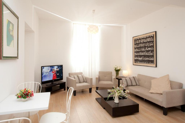 Others 5, Hotel Lydia, Savona