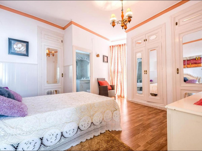 Bedroom 3, Charming villa in Marbella with private pool, Málaga