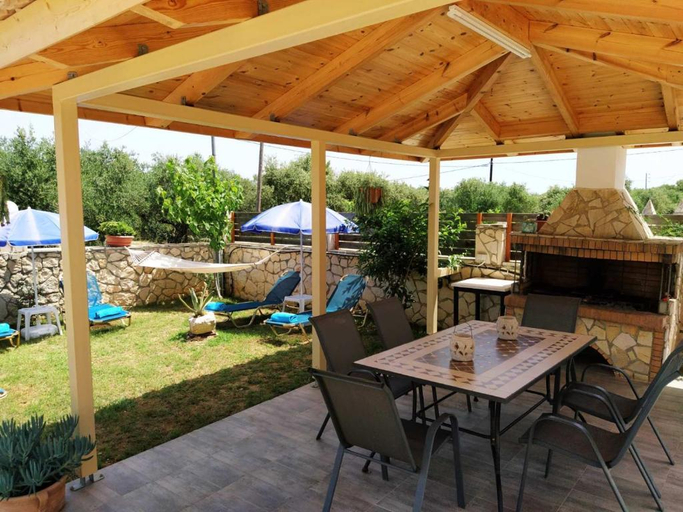 Others 4, Villa Julia, Ionian Islands