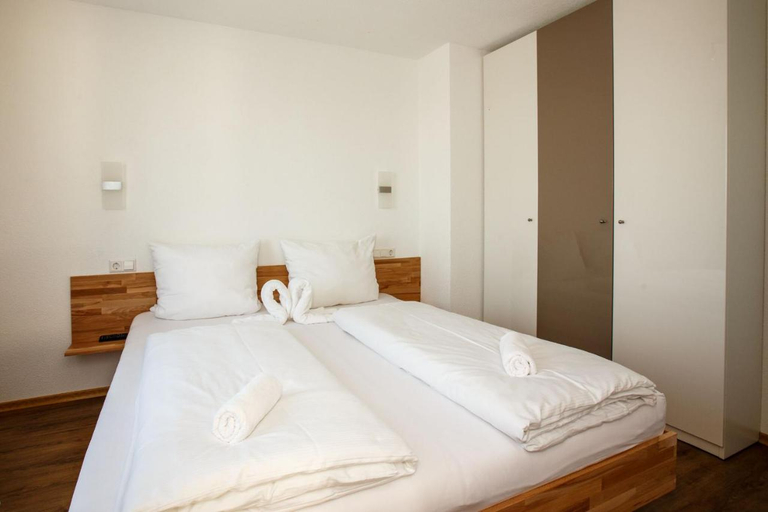 Bedroom 2, Outlet ApartmentS Metzingen, Reutlingen