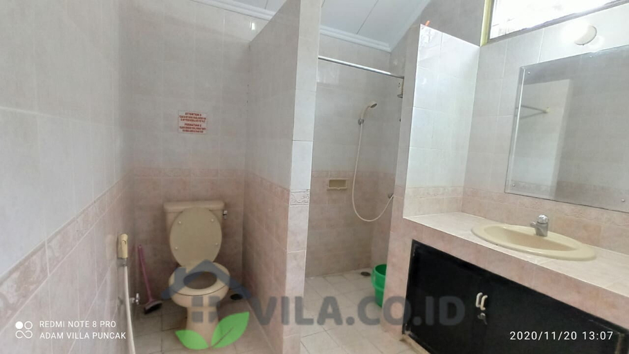 Bathroom 3, Villa Rubby kotabunga puncak 2 kamar udara dingin, Bogor