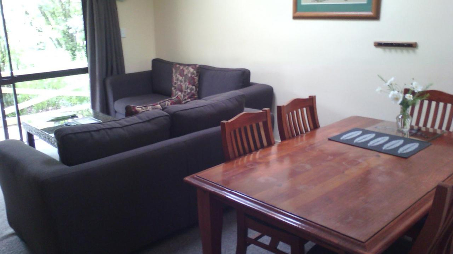 Others 5, Creel Lodge, Taupo